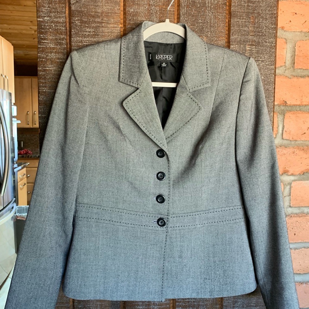Kasper womens 2 - piece suit gray black size 8 petite 8P interview office career - Picture 5 of 13